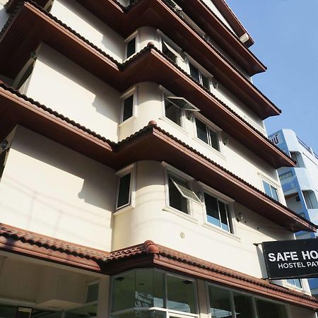 Safe House Hostel Patong Kültér fotó